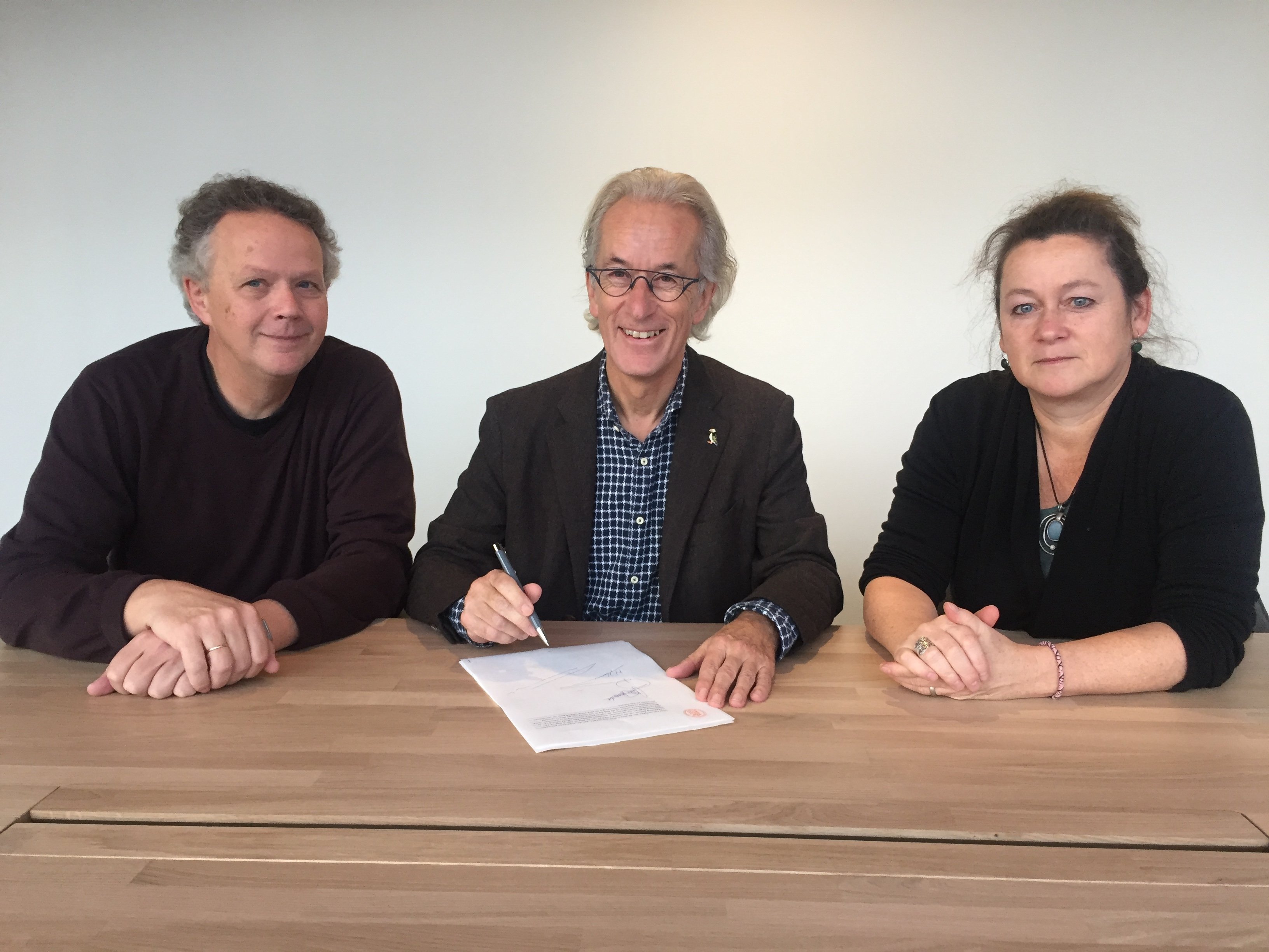 Ondertekening oprichting Rijnland Energie Coöperatie